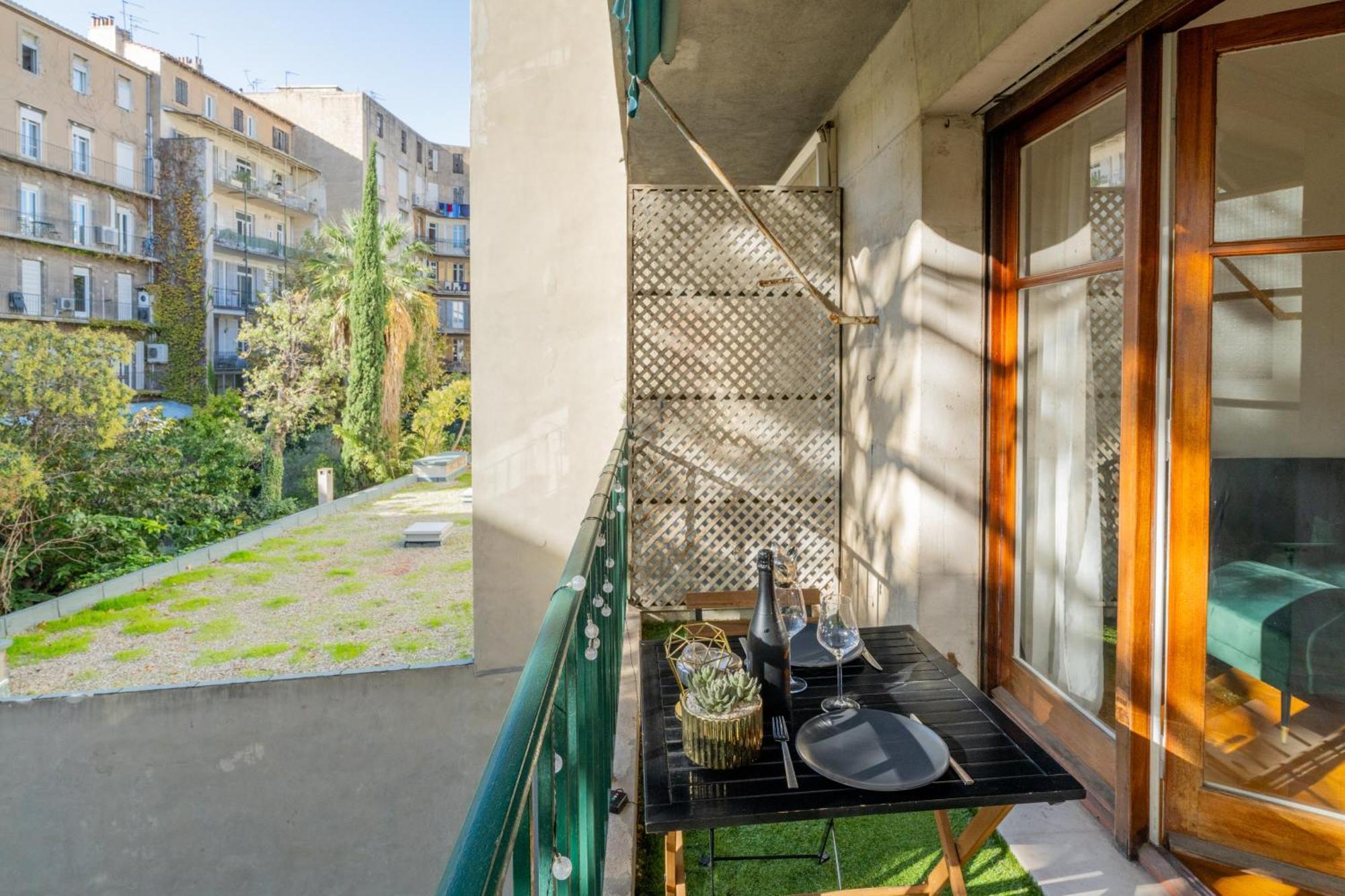 Le Carre D'Or Mermoz Marseilles Buitenkant foto
